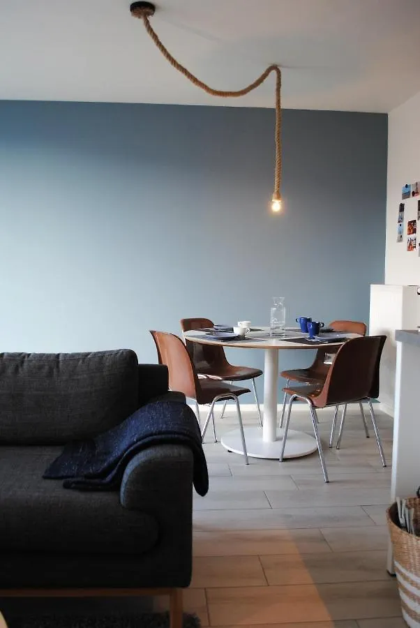 Modern, Gezellig Vakantieappartement Met Ruim Terras In Oostende Apartment Ostend
